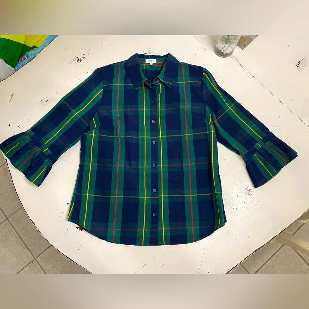 Crown and Ivy plaid button down shirt